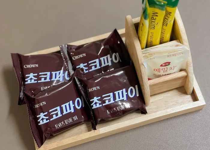 동대입구역5분, 공항버스4분 - 동대문,명동,종로,이태원10분 최고의 접근성 *